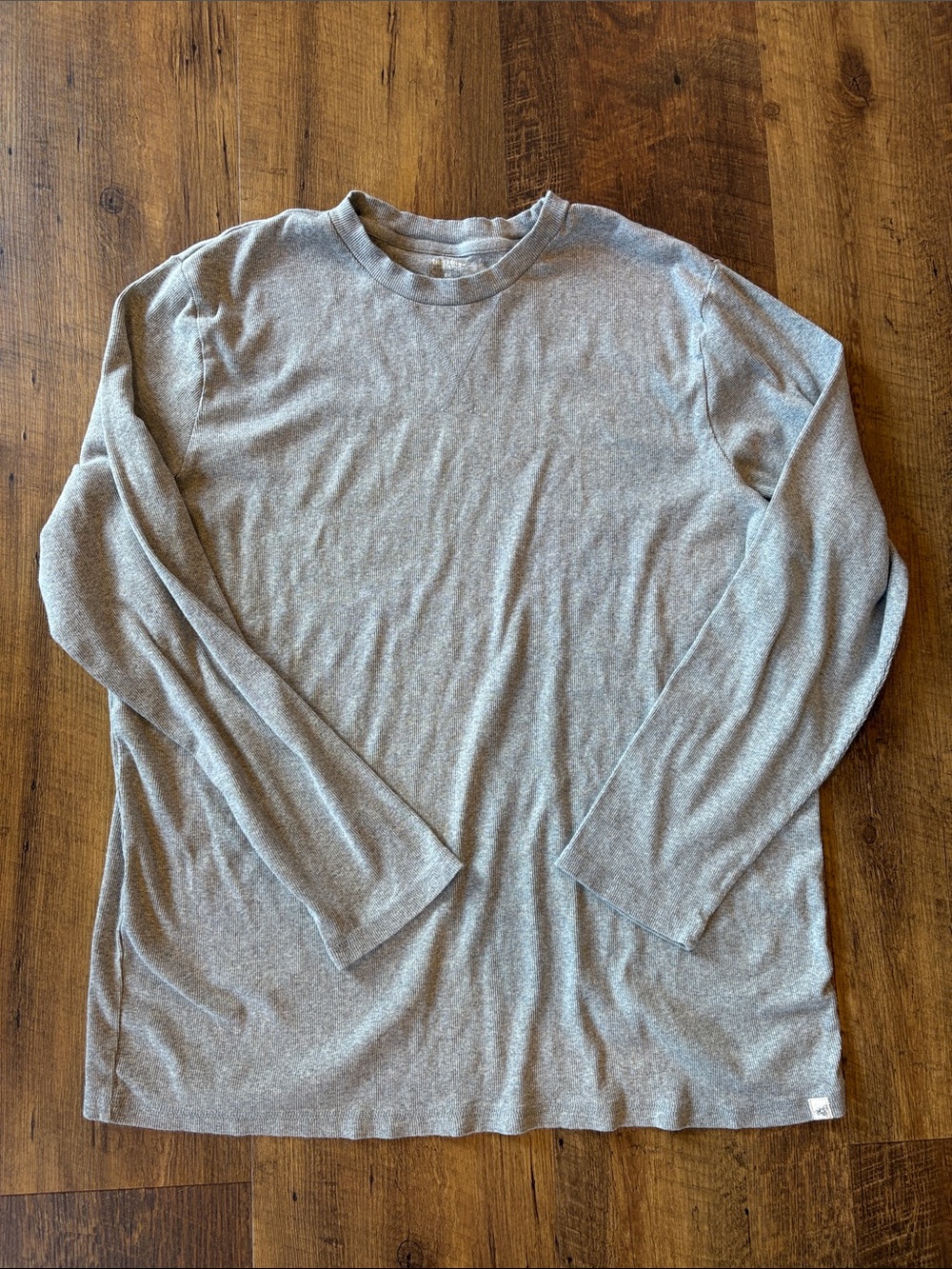 Unisex Long Sleeve Crewneck Tee - Light Gray